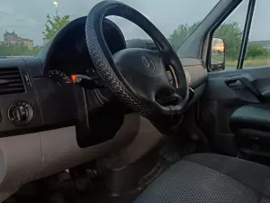 Autoutilitara Mercedes sprinter 310 - imagine 2 Autoutilitara Mercedes sprinter 310 - imagine 2