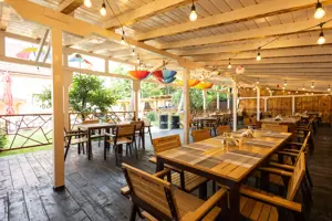 Casa spatioasa de vanzare - imagine 11