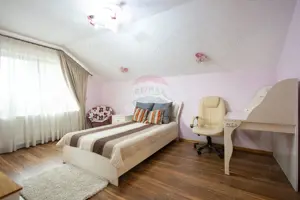 Casa spatioasa de vanzare - imagine 7