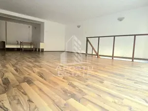 Spatiul comercial central - imagine 9