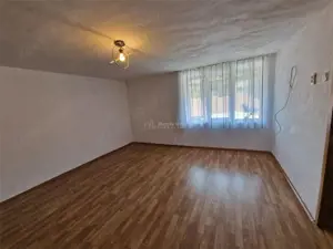 Resita Apt.Etj.1 Curte Comuna - imagine 6