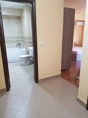 Inchiriez garsoniera, intersectia Calea 13 Septembrie