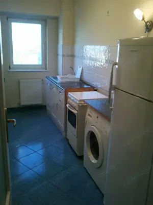 Garsoniera renovata, zona Baicului - imagine 2