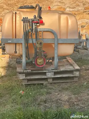 Vând Stație erbicidat 