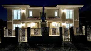 Duplex individual superb - 5 camere - zona excelenta - canalizare - asfalt - imagine 2