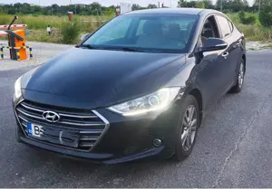 Vand Hyundai Elantra 2017 Highway 1.6 benzina aspirat 128 CP