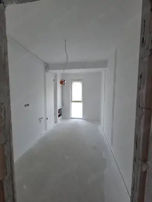Apartament nou, 2 camere - la Parter - zona  Aradului - imagine 11