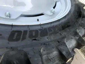 Vand un set de roti noi complete pt tractor 270/95 R38 si 320/90 R50 - imagine 3