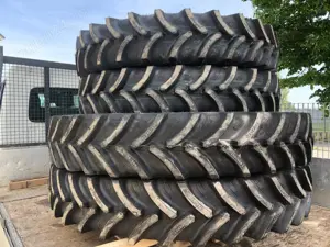 Vand un set de roti noi complete pt tractor 270/95 R38 si 320/90 R50 - imagine 5