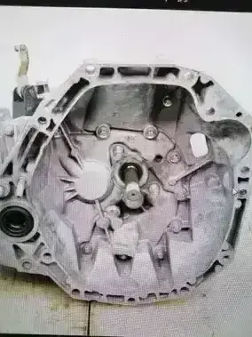 Cutie de viteze manuala 5+1 Renault Clio 1.4, 75 cai, benzină