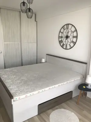 Apartament 2 camere in zona 1 Mai - imagine 4