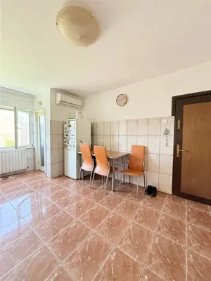 2 camere - Kogalniceanu - Etaj 3 - imagine 2