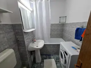 Garsoniera complet mobilata, utilata in zona Piata Muncii