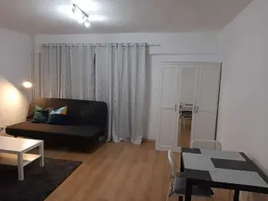 Garsoniera complet mobilata, utilata in zona Piata Muncii - imagine 4