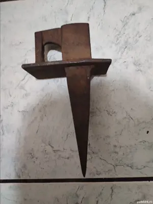 Ileu nicovală de batut coasa