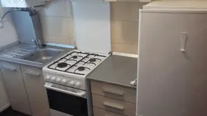 Ofer spre inchiriere garsoniera in zona Obor  - imagine 2