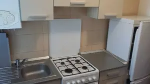 Ofer spre inchiriere garsoniera in zona Obor