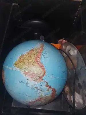 glob pamantesc geografic politic cu bec (veioza)