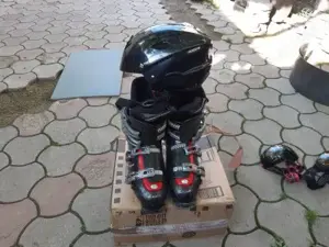  ski schi cu reglaj facil, 1 sezon, practic noi