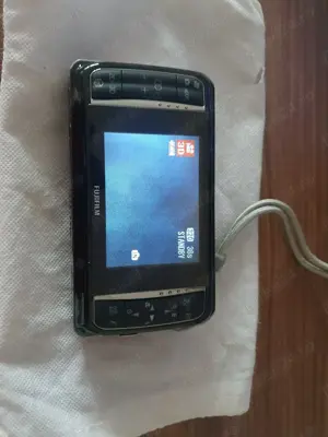 aparat foto stereoscopic adica face poze steroscopice pe care le afiseaza pe ecran - imagine 2