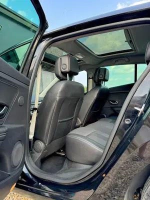 Renault Megane 1.4 TCe BOSE Edition - imagine 8