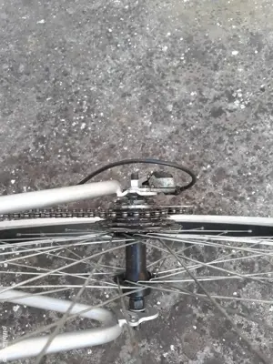 Bicicleta de dama 26 cu 3x6 viteze - imagine 3