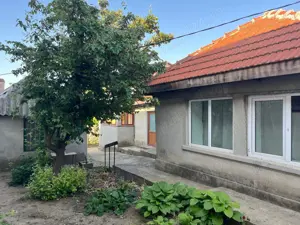 Casa de vanzare cu 840mp