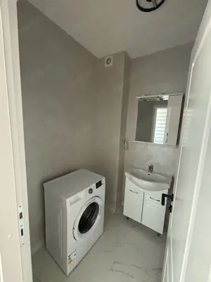 Central - Inchiriere ap. 2 camere + loc de parcare - Str. Cuza Voda - imagine 8