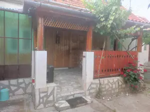 Casă de vânzare în Ineu, judetul Arad - imagine 2