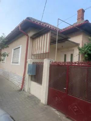 Casă de vânzare în Ineu, judetul Arad