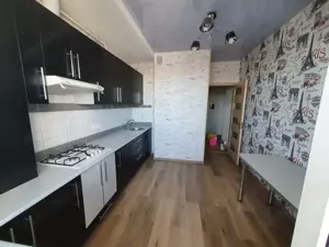 Oferim spre inchiriere apartament cu doua camere in zona Unirii