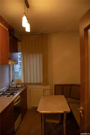 Se ofera spre inchiriere apartament cu trei camere in zona Gara de Nord - imagine 4