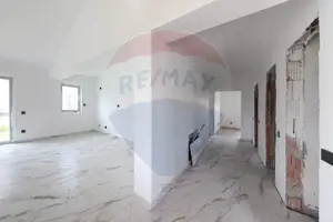 Casa verde, P+M, teren 486 mp, panouri solare - PROSUMATOR, Sanpetru!