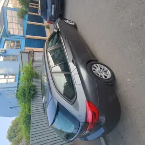 BMW 318 d an fabricație 2019 - imagine 8