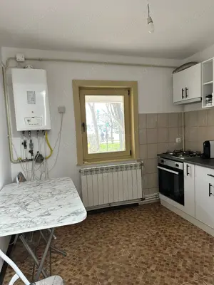 Închiriez ap4camere regim hotelier  - imagine 3