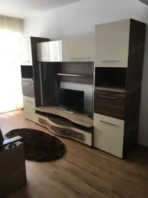 Ofer spre inchiriere apartament cu doua camere in Zona Universitate - imagine 3