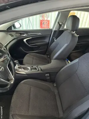 Opel Insignia 4x4 - imagine 6