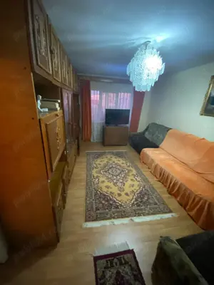 Apartament 4 camere zona Bazar