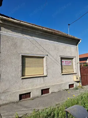 Teren central 1008 mp + constructii