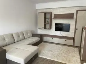Apartament spatios 2 camere zona Calea Vacaresti