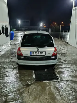 Renault Clio 2, 1.4 75 cai - imagine 3