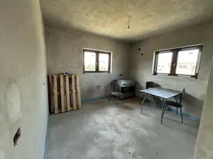 Vand vila noua Livada-Sanleani,st.840 mp,sc.130 mp,situat pe 2 strazi - imagine 7