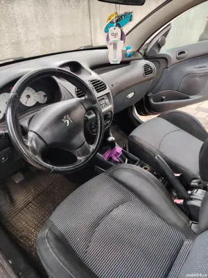 Peugeot 206 Coupe - imagine 4