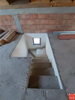 PRET REDUS!!! Casa parter cu pod mansardabil in Livada - imagine 14