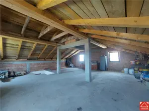 PRET REDUS!!! Casa parter cu pod mansardabil in Livada - imagine 11