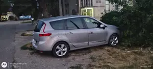 Vând Renault Grand Scenic 3