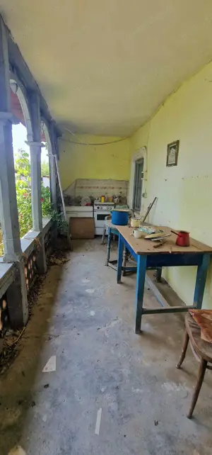 Casă bătrânească de vânzare în sat Devesel, județul Mehedinți - imagine 9