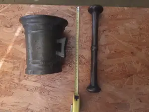 Vand rucsac-cort, mojar-pistil, rasnita, cantar.