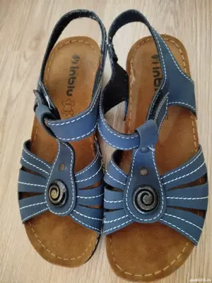 Vând sandale piele naturala, noi