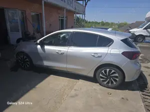 Cesiune leasing Ford Focus 1.5D